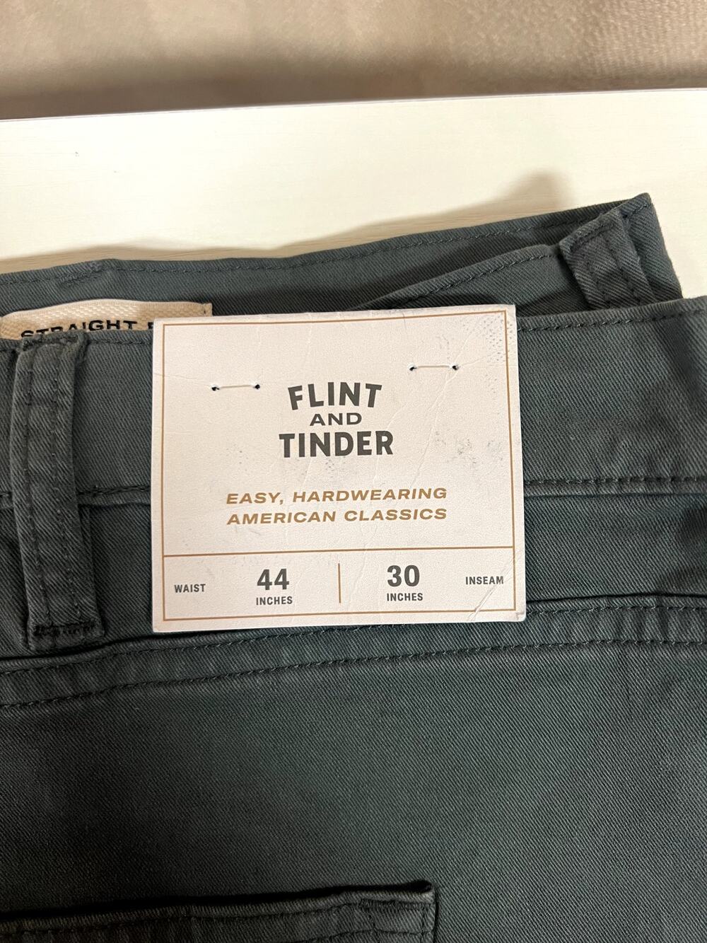 NWT Flint and Timber Pants Men's 44x30 Green Chino 5 Pocket Straight Fit (0906)